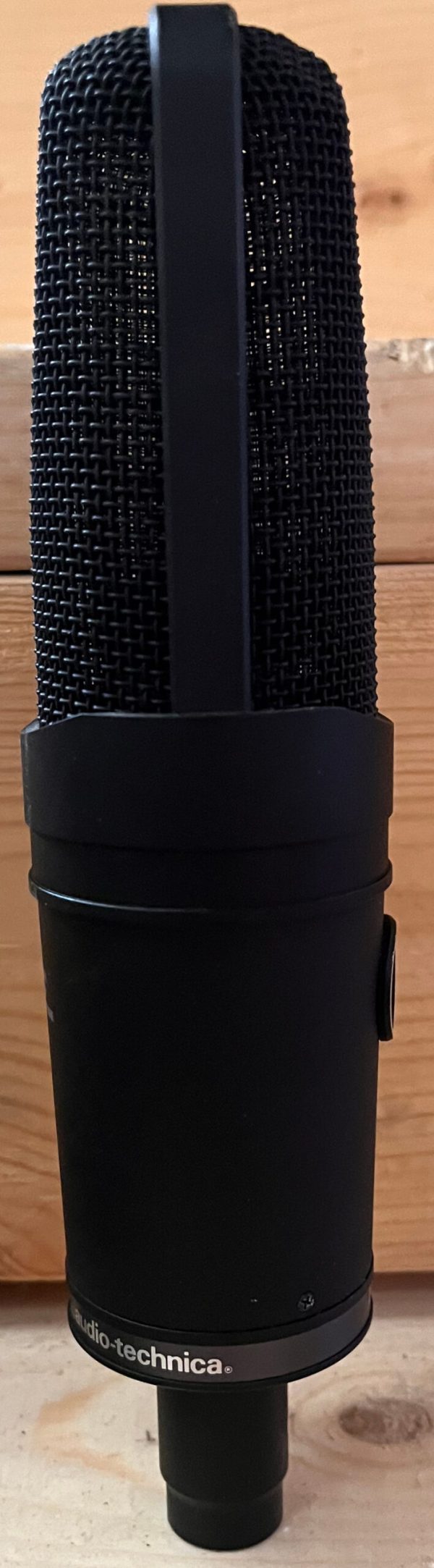Audio-Technica AT4060 Large Diaphragm Cardioid Tube Condenser Microphone - Black - Excellent Condition - Image 6